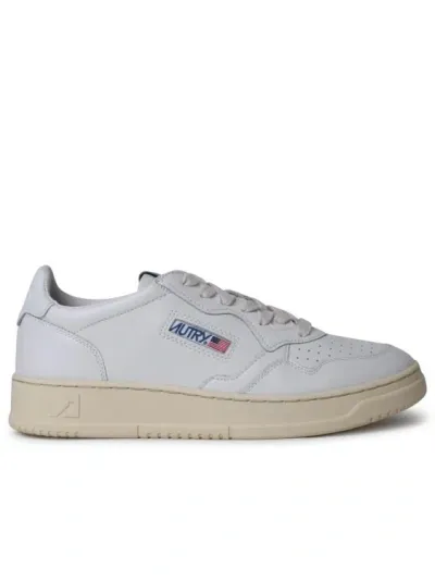 Autry Sneaker Tall. In White