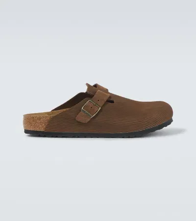 Birkenstock Boston Leve Suede Clogs In 褐色