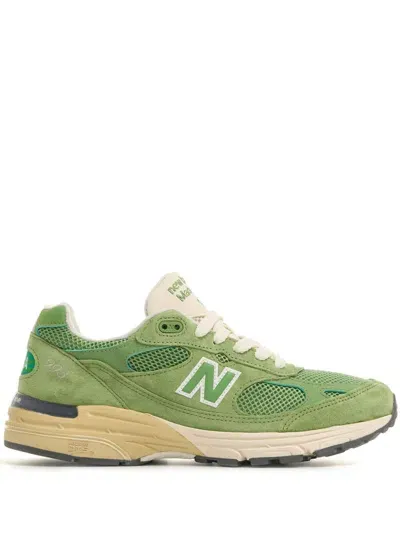 New Balance Logo Patch Panelled Sneakers In Green