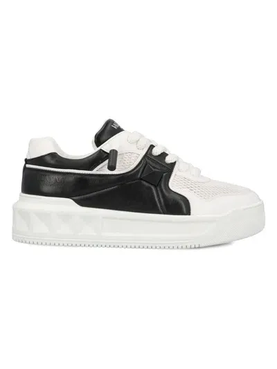 Valentino Garavani White And Black Leather Snekaers In Bianconero