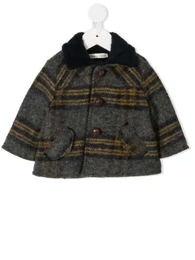 Zhoe & Tobiah Babies' Plaid-print Knitted Coat In 灰色